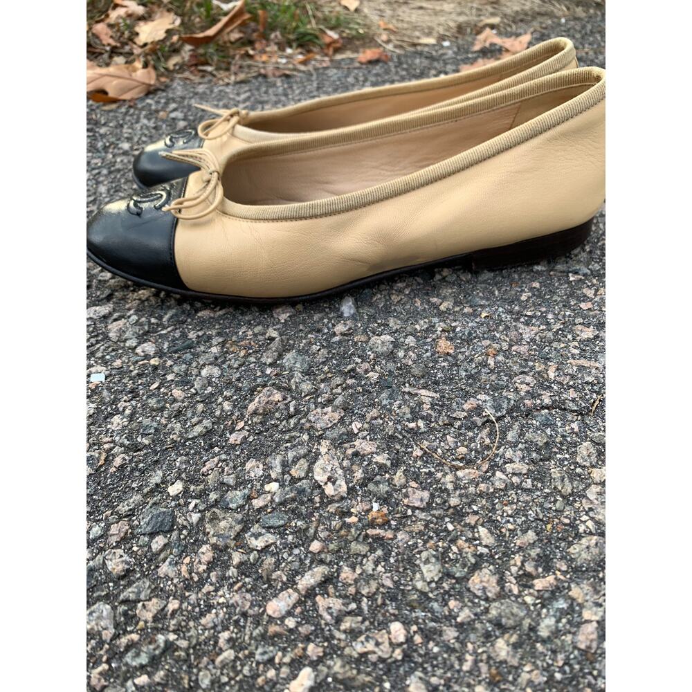 Authentic Chanel Lambskin Leather Ballet Flats Size 36 Two Tone Beige Black Tan - Picture 8 of 15